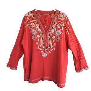 Johnny Was JW Tunic Top Womens M Red Floral Embroidered Pockets Boho Resort